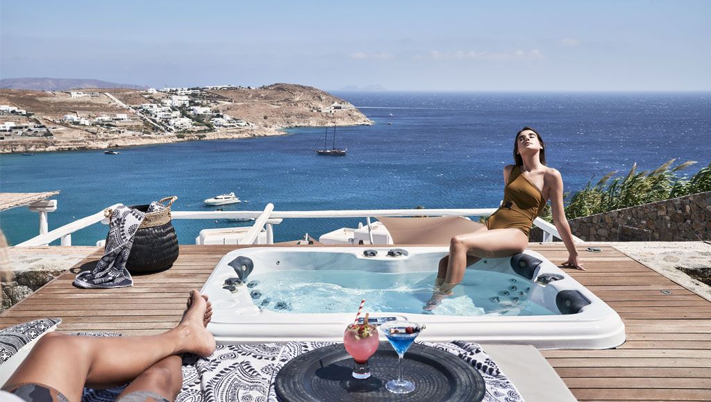 image_Premium Jacuzzi Suites with Sea View